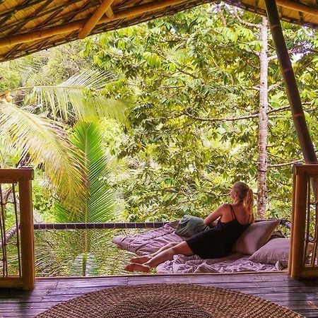 Eco Bamboo Island Bali - Bamboo House #4 Villa Selat Екстериор снимка